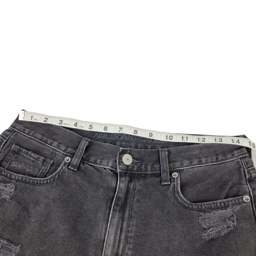 AE American Eagle Black Distressed Denim Cuff High Rise Mom Short 6 5566 - Picture 2 of 10